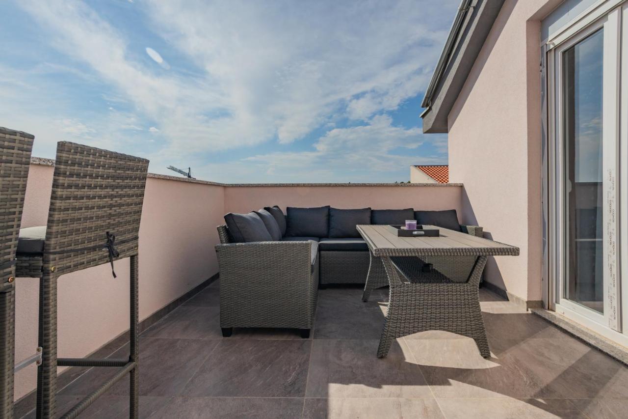 Seaview Apartments Roberta Zadar Exterior photo